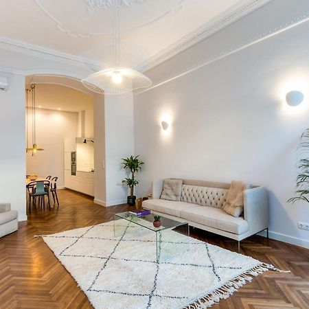 Central Basilica Apartman Budapest Luaran gambar
