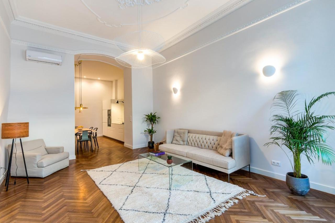 Central Basilica Apartman Budapest Luaran gambar