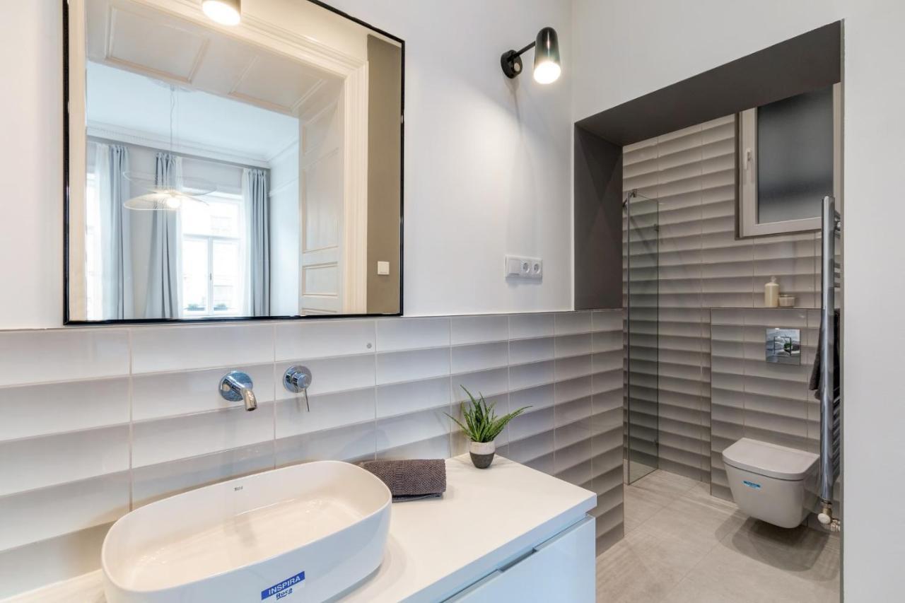 Central Basilica Apartman Budapest Luaran gambar